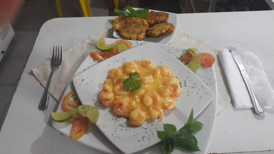 Y Restaurante Miss Elma